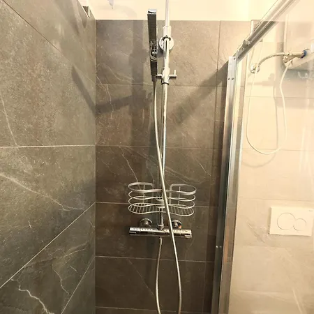 Hostdomus - Little Pearl Apartment *