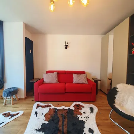 Hostdomus - Little Pearl *